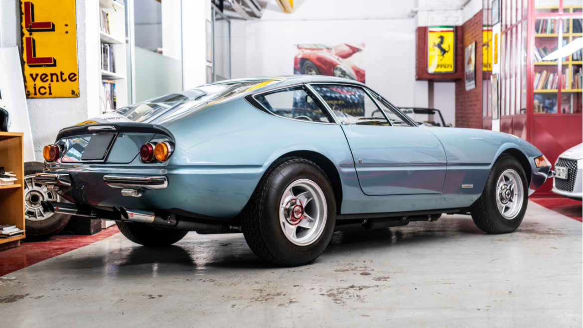 Ferrari Ferrari 365 GTB /4 Daytona Plexiglass